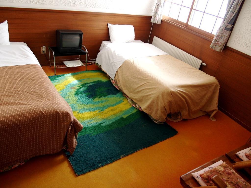Woody House Kazamidori Hotel Myoko Phòng bức ảnh